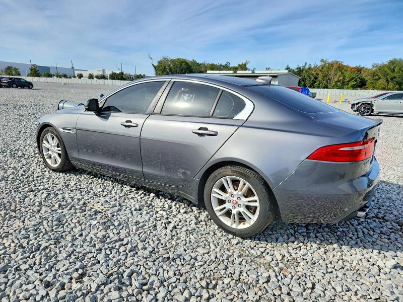 Foto 2 de la subasta – 2017 JAGUAR XE con VIN SAJAD4BN8HA952387