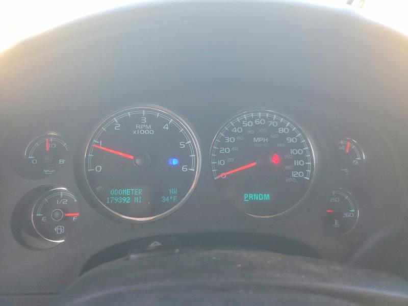 Photo 9 from auction – 2010 CHEVROLET TAHOE K150 with VIN 1GNUKAE03AR258656
