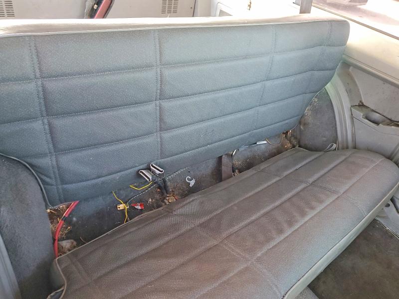 Photo 11 from auction – 1994 JEEP CHEROKEE S with VIN 1J4FT27S7RL231049