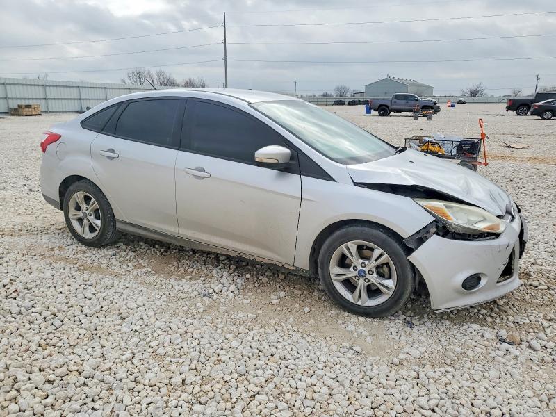 Photo 4 from auction – 2013 FORD FOCUS with VIN 1FADP3F24DL263576