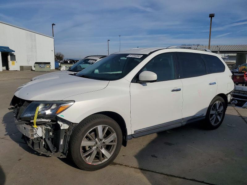 NISSAN PATHFINDER 2014 with VIN 5N1AR2MN8EC722426 - Photo from auction