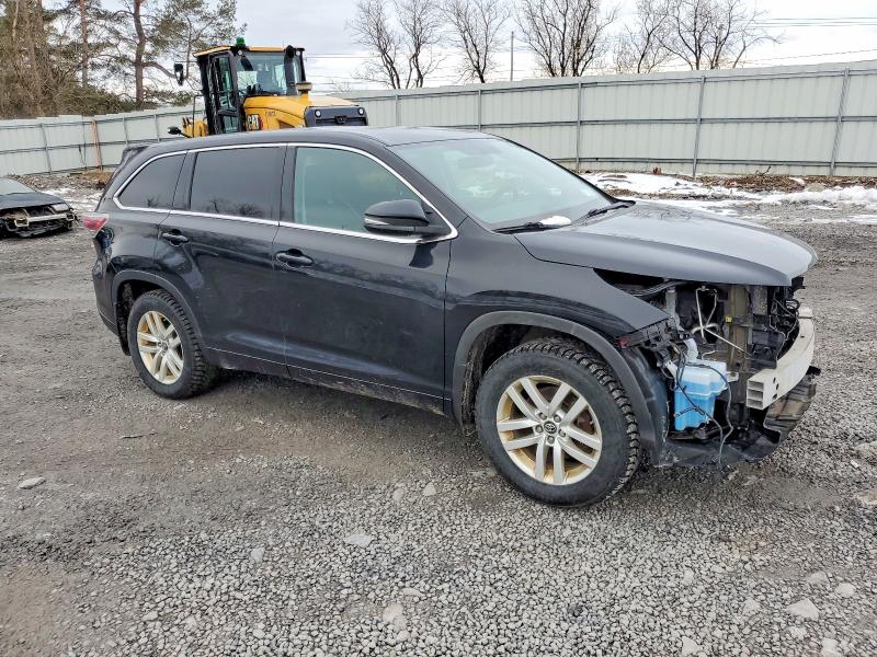 Photo 4 from auction – 2016 TOYOTA HIGHLANDER with VIN 5TDBKRFH1GS292110