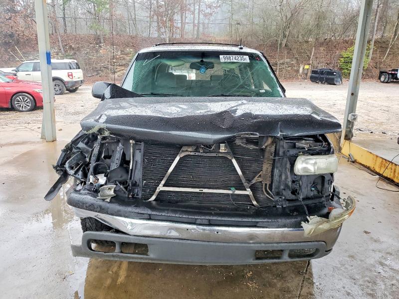 Photo 5 from auction – 2003 CHEVROLET SUBURBAN C with VIN 3GNEC16Z33G228459