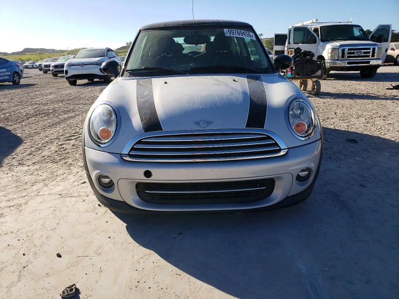Photo 5 from auction – 2013 MINI COOPER with VIN WMWSU3C54DT549188