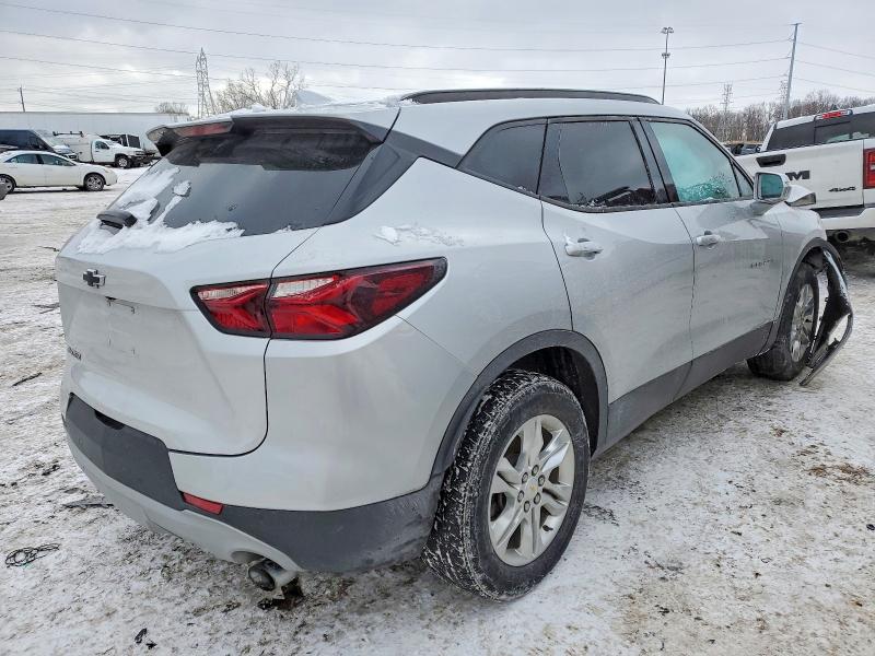 Photo 3 from auction – 2020 CHEVROLET BLAZER with VIN 3GNKBCRSXLS563506