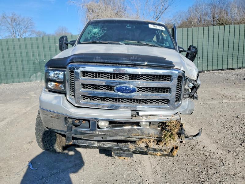Photo 5 from auction – 2005 FORD F250 with VIN 1FTSW21PX5EC40469