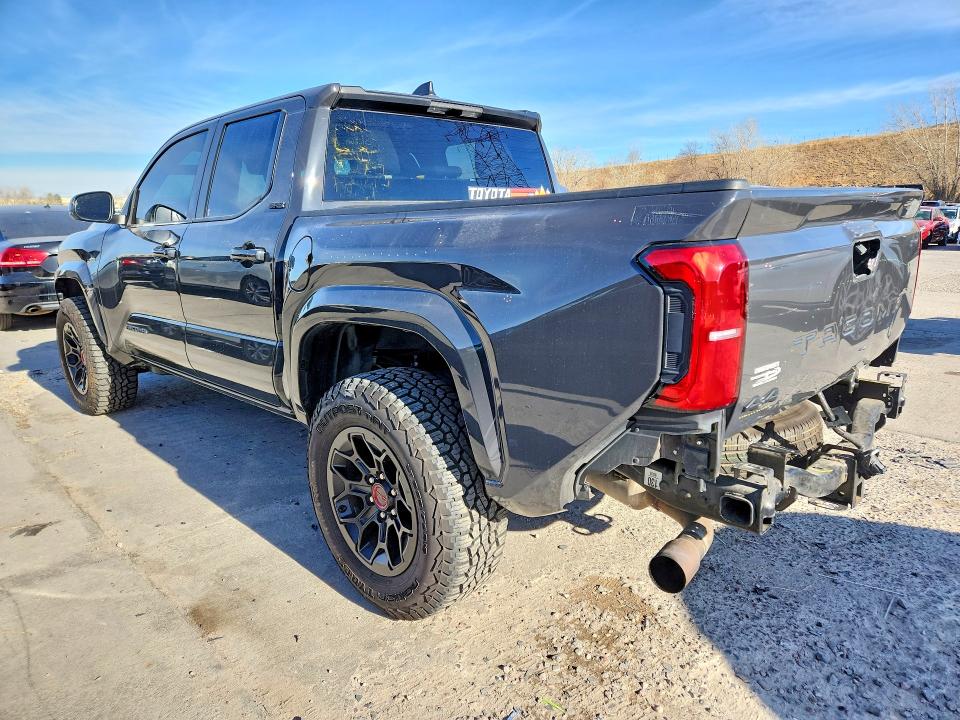 Photo 2 from auction – 2025 TOYOTA TACOMA with VIN 3TMLB5JN7SM142859