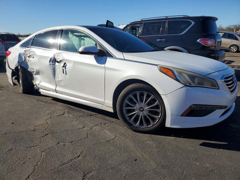 Photo 4 from auction – 2015 HYUNDAI SONATA SPO with VIN 5NPE34AF9FH013753