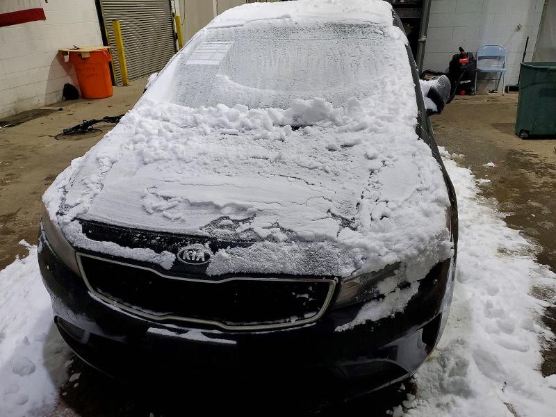 Zdjęcie 5 z aukcji – 2017 KIA FORTE LX z VIN KNAFK5A83H5693969