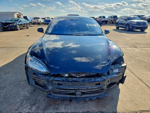 Photo 5 from auction – 2015 TESLA MODEL S with VIN 5YJSA1E25FF106797