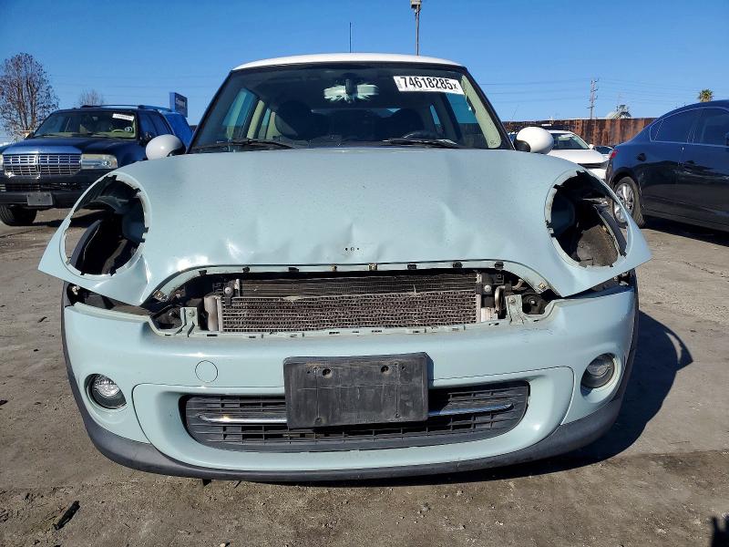 Photo 5 from auction – 2013 MINI COOPER with VIN WMWSU3C51DT690414