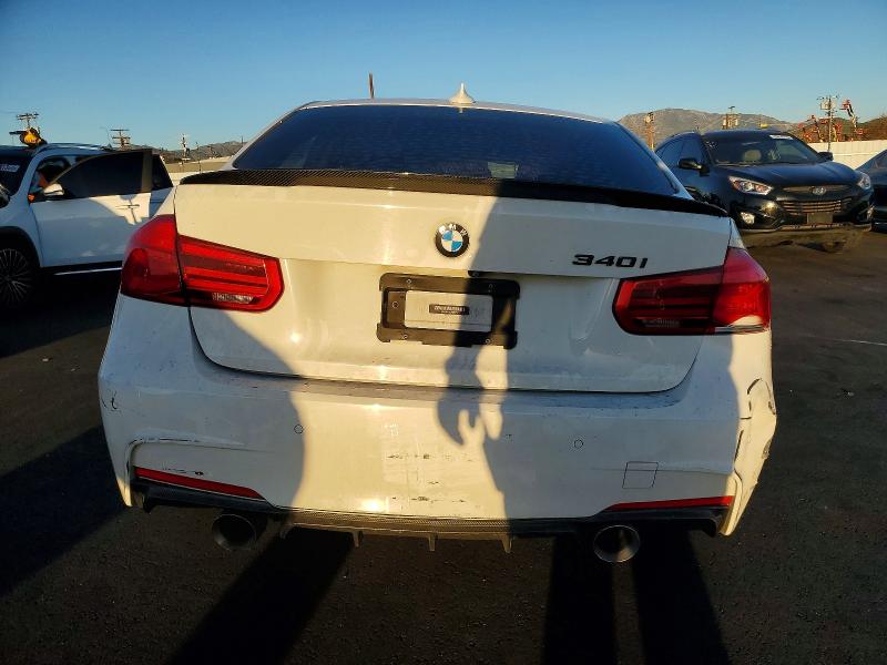 Photo 6 from auction – 2018 BMW 340 with VIN WBA8B3C55JK384852