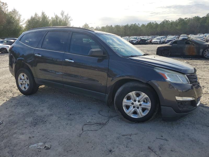 Photo 4 from auction – 2017 CHEVROLET TRAVERSE L with VIN 1GNKRFED4HJ203046