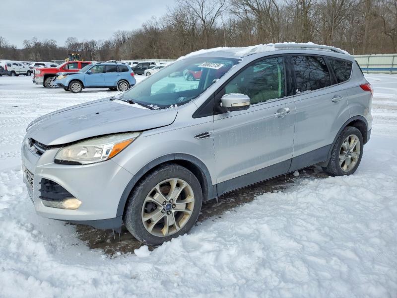 صورة رقم 1 من المزاد - 2014 FORD ESCAPE TIT مع VIN 1FMCU9J91EUD52745
