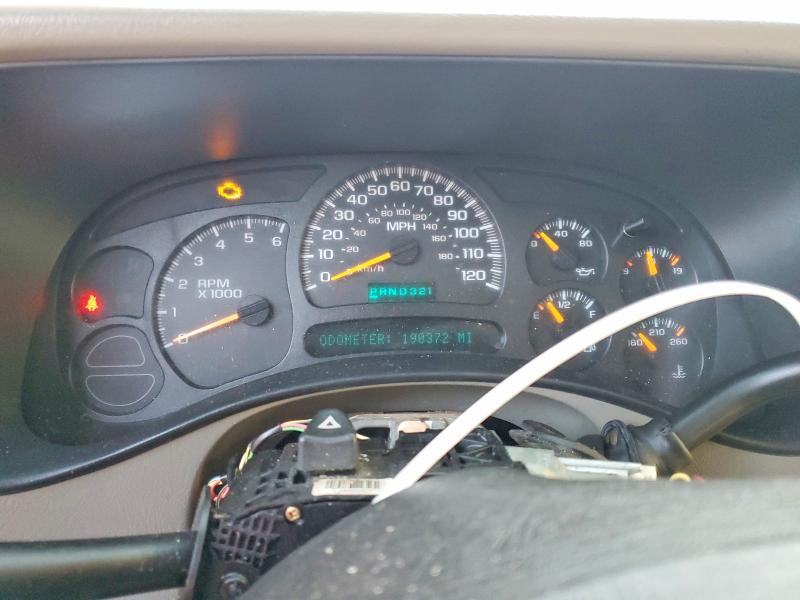 Photo 9 from auction – 2005 GMC NEW SIERRA with VIN 2GTEK13T751246891