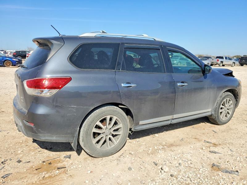 Photo 3 from auction – 2013 NISSAN PATHFINDER with VIN 5N1AR2MM2DC612378