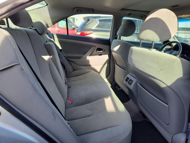 Photo 10 from auction – 2007 TOYOTA CAMRY HYBR with VIN JTNBB46K073012852