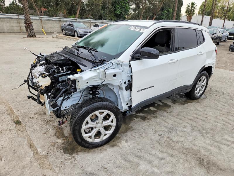 JEEP COMPASS LA 2024 with VIN 3C4NJDBN7RT176739 - Photo from auction