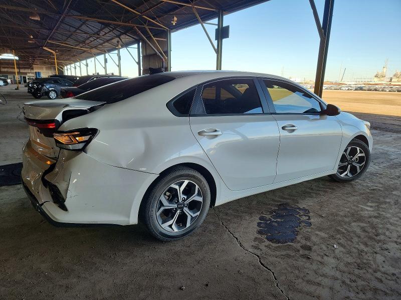 Photo 3 from auction – 2021 KIA FORTE FE with VIN 3KPF24AD0ME325211