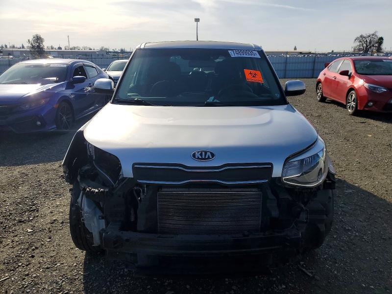 Photo 5 from auction – 2018 KIA SOUL with VIN KNDJN2A28J7599546