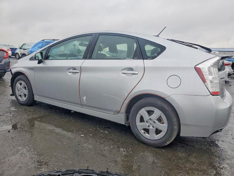 Photo 2 from auction – 2010 TOYOTA PRIUS with VIN JTDKN3DU2A1313667