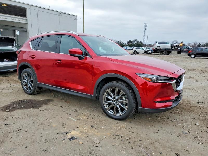 Photo 4 from auction – 2019 MAZDA CX-5 SIGNA with VIN JM3KFBEY8K0574101