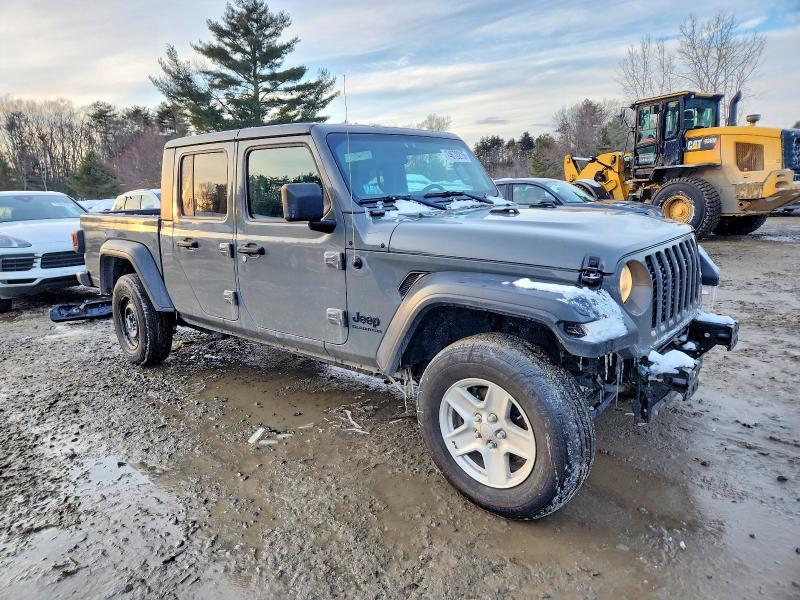 Photo 4 from auction – 2020 JEEP GLADIATOR with VIN 1C6HJTAG5LL194497