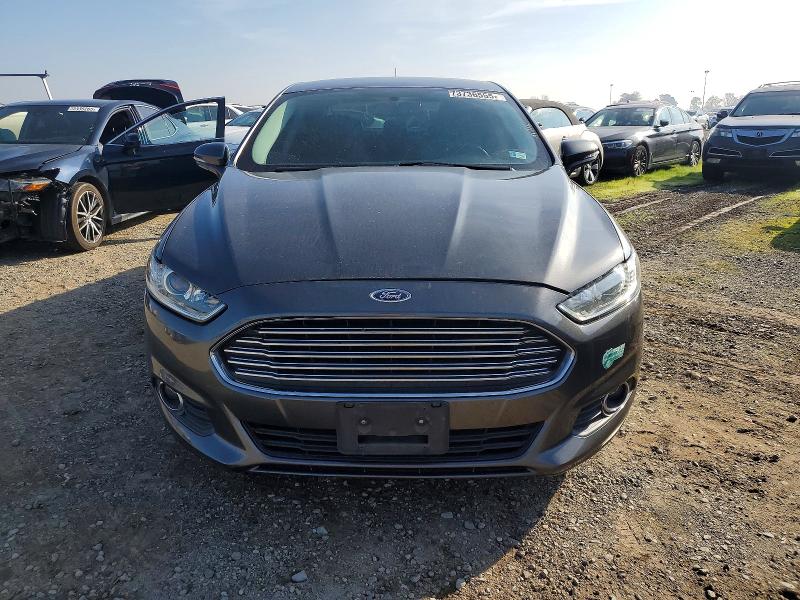Photo 5 from auction – 2016 FORD FUSION SE with VIN 3FA6P0PU7GR305915