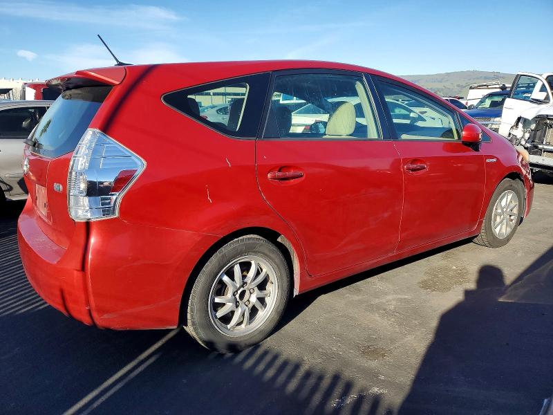 Photo 3 from auction – 2014 TOYOTA PRIUS V with VIN JTDZN3EU9E3310014