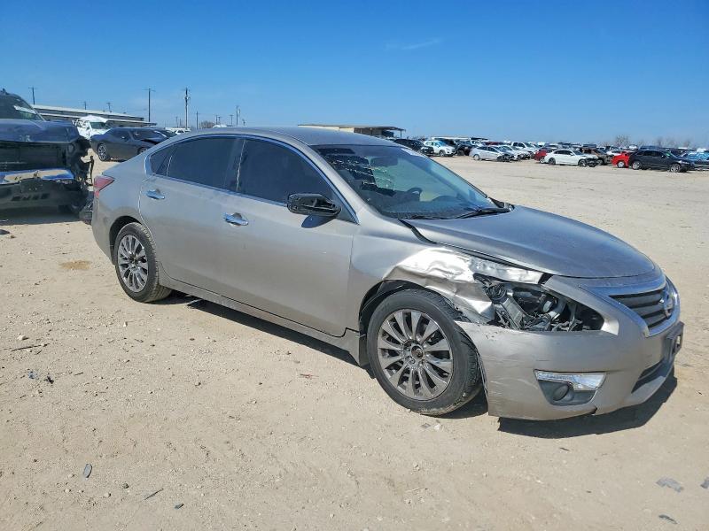 Photo 4 from auction – 2015 NISS ALTIMA with VIN 1N4AL3AP5FC183403