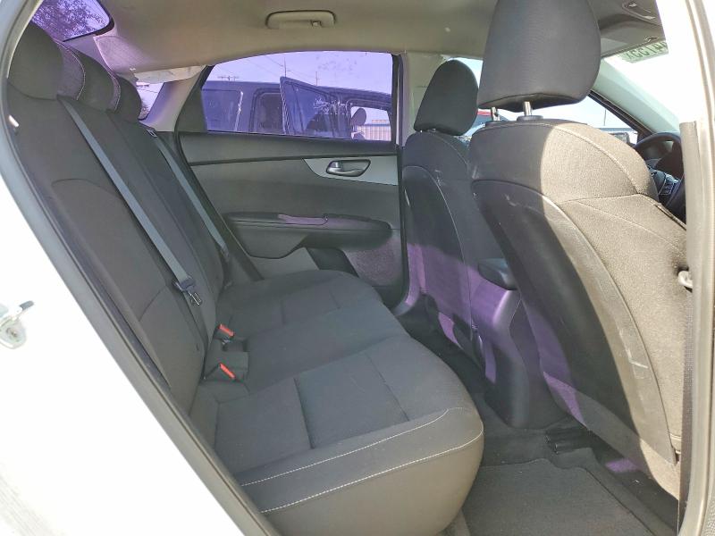 Photo 10 from auction – 2020 KIA FORTE FE with VIN 3KPF24AD3LE256903