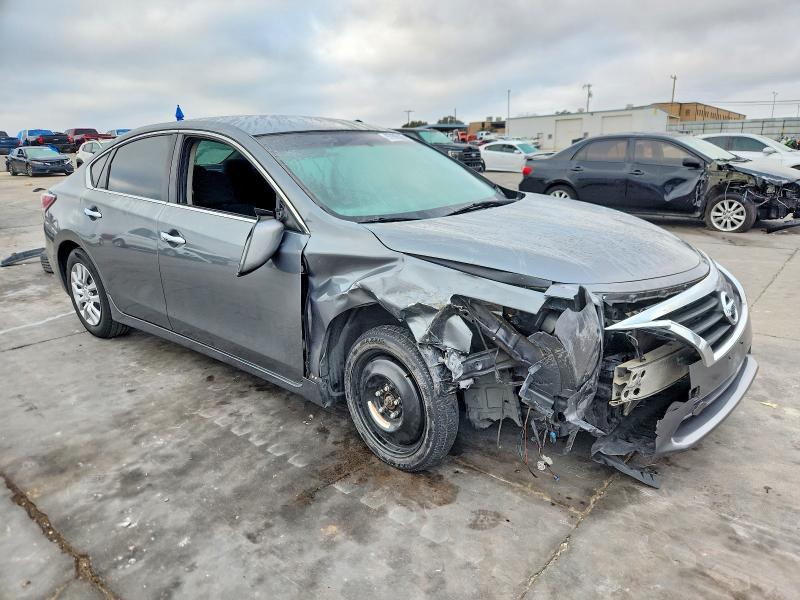 Photo 4 from auction – 2015 NISS ALTIMA with VIN 1N4AL3AP0FN871703