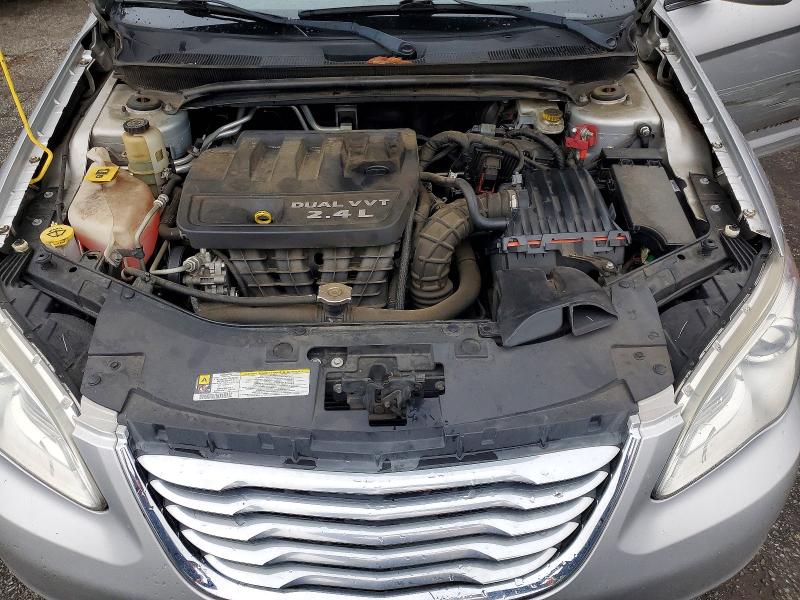 Photo 11 from auction – 2012 CHRYSLER 200 TOURIN with VIN 1C3CCBBB9CN117926