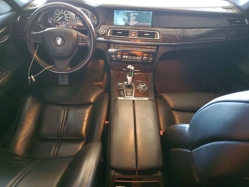 Photo 8 from auction – 2010 BMW 750 with VIN WBAKA8C54ACY36077