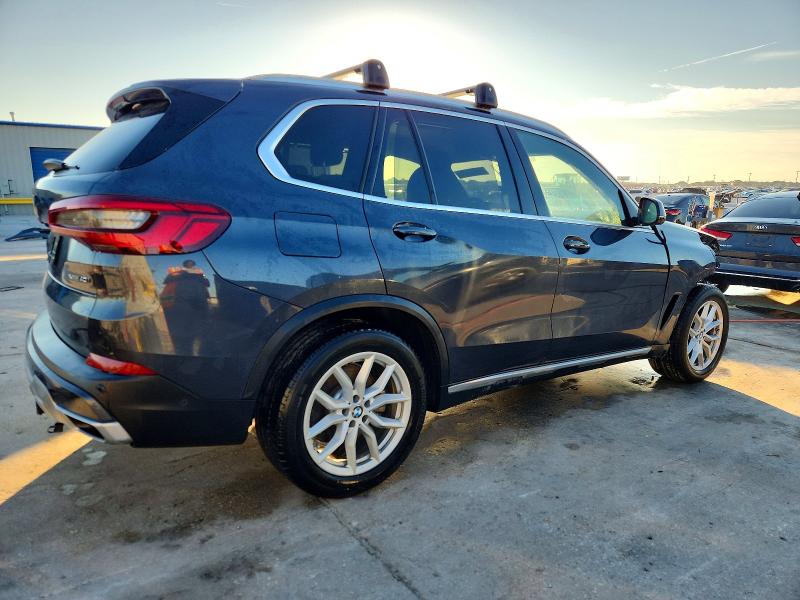 Photo 3 from auction – 2020 BMW X5 with VIN 5UXCR6C04L9B52544