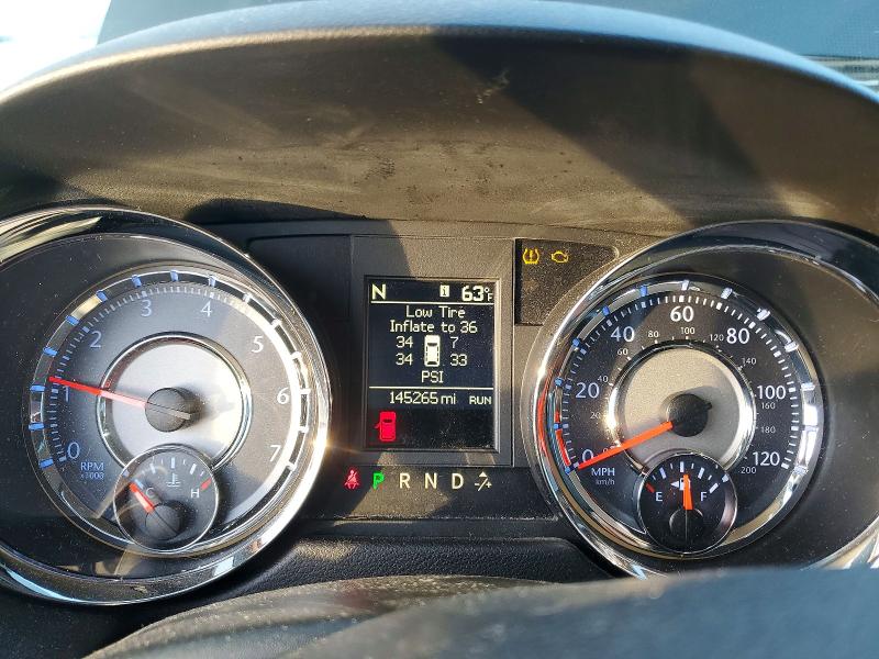 Photo 9 from auction – 2016 CHRYSLER TOWN & COU with VIN 2C4RC1BG4GR158940