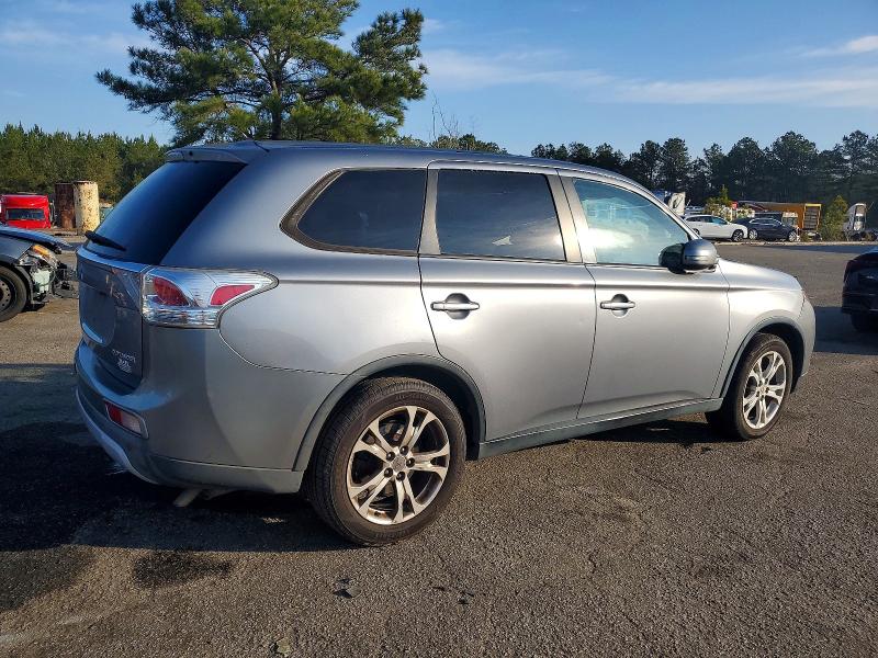 Photo 3 from auction – 2015 MITSUBISHI OUTLANDER with VIN JA4AD3A36FZ014003