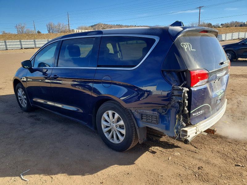 Photo 2 from auction – 2017 CHRYSLER PACIFICA with VIN 2C4RC1DG6HR593179