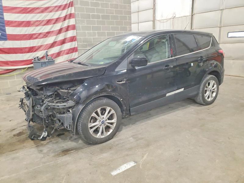 FORD ESCAPE SE 2017 with VIN 1FMCU0GD4HUC83853 - Photo from auction
