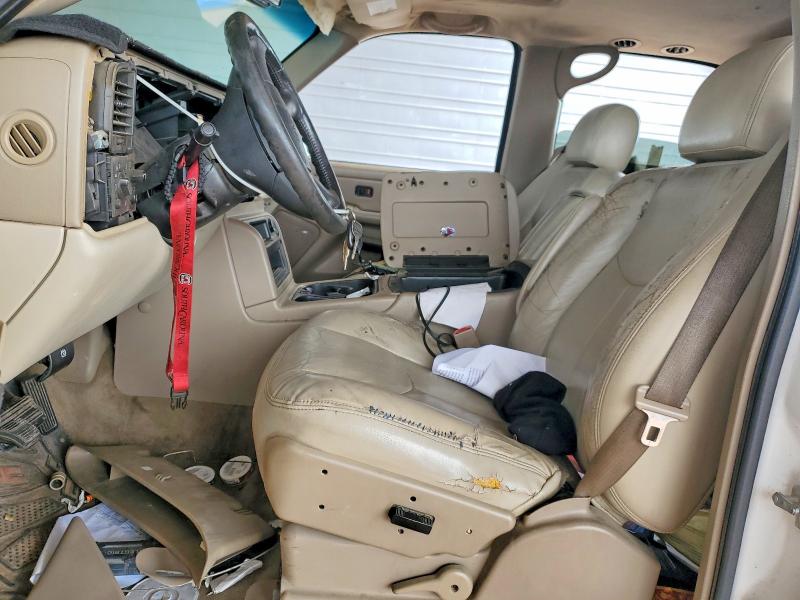 Photo 7 from auction – 2004 GMC YUKON with VIN 1GKEC13V64R249645