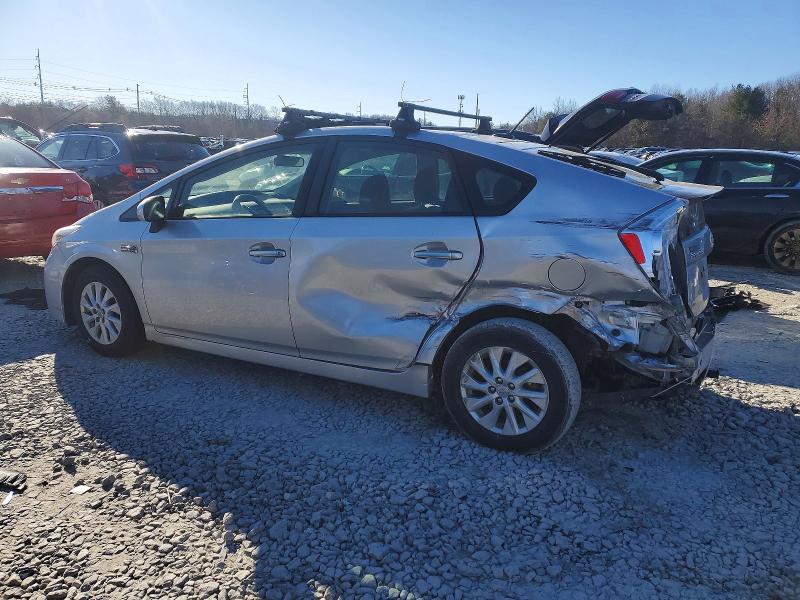 Photo 2 from auction – 2013 TOYOTA PRIUS PLUG with VIN JTDKN3DP4D3046437