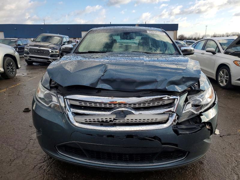 صورة رقم 5 من المزاد - 2010 FORD TAURUS مع VIN 1FAHP2FW5AG108070