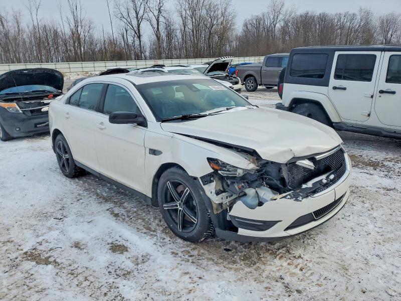 Photo 4 from auction – 2014 FORD TAURUS SHO with VIN 1FAHP2KT2EG104401