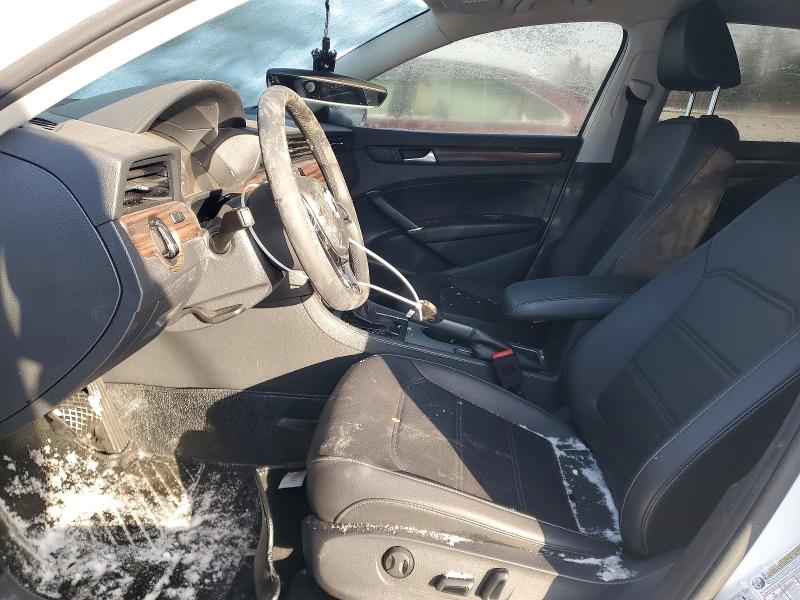 Photo 7 from auction – 2022 VOLKSWAGEN PASSAT LIM with VIN 1VWBA7A32NC006473