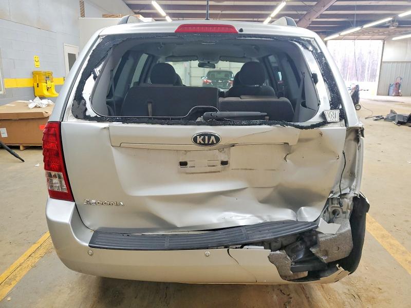 Photo 6 from auction – 2014 KIA SEDONA with VIN KNDMG4C7XE6544636