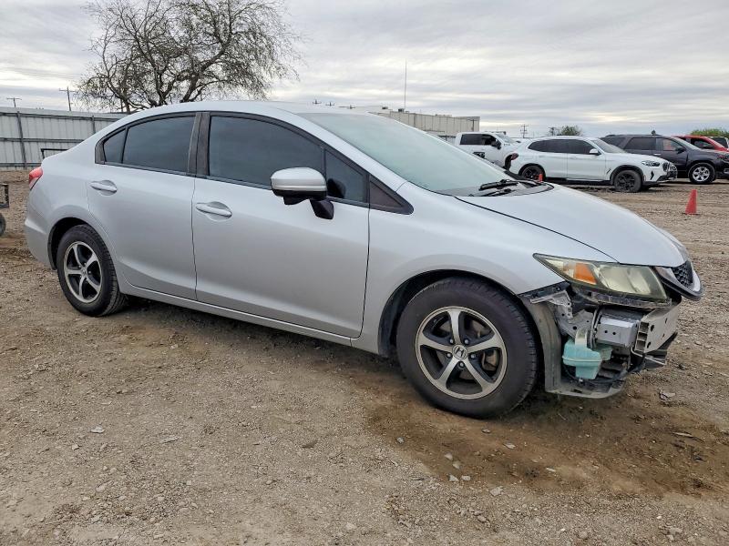 Foto 4 de la subasta – 2015 HONDA CIVIC SE con VIN 2HGFB2F71FH550818