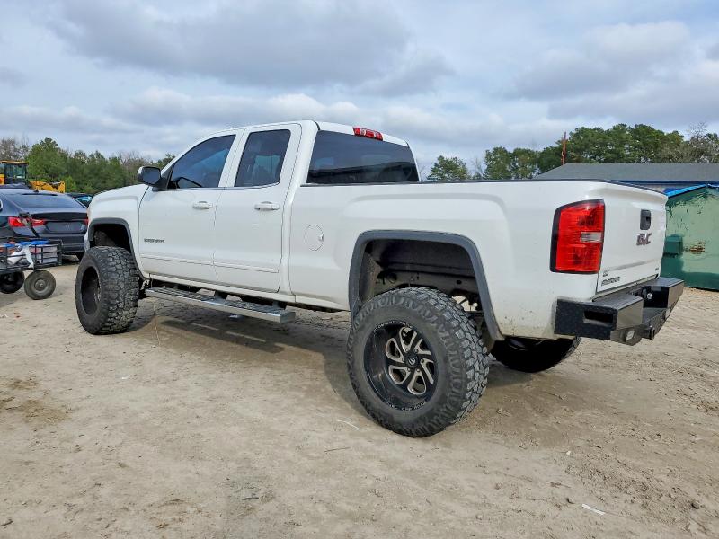 Photo 2 from auction – 2015 GMC SIERRA with VIN 1GTR1UEC8FZ432869
