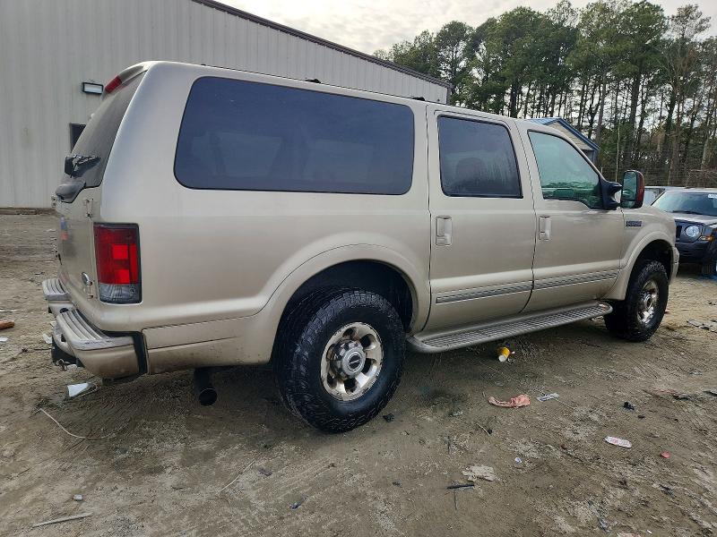 Photo 3 from auction – 2005 FORD EXCURSION with VIN 1FMSU43P15EB92435