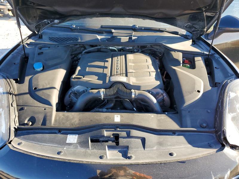 Photo 11 from auction – 2017 PORSCHE CAYENNE S with VIN WP1AB2A29HLA50527