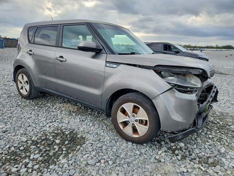 Photo 4 from auction – 2015 KIA SOUL with VIN KNDJN2A2XF7235877